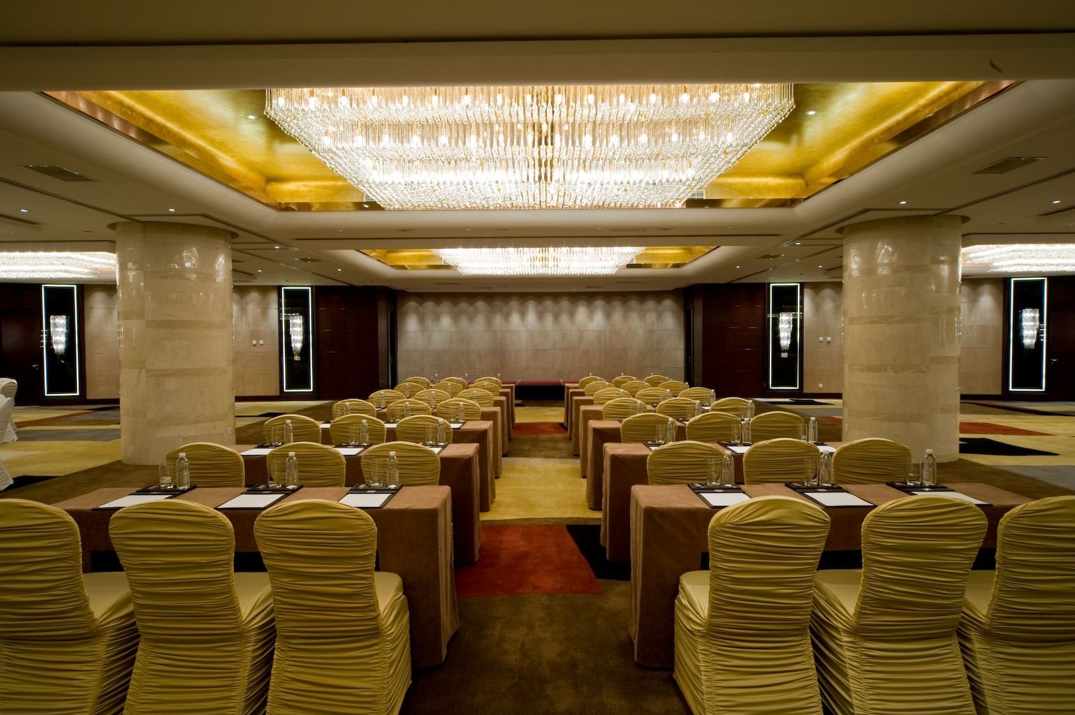 Doubletree By Hilton Shanghai Jing'An Buitenkant foto
